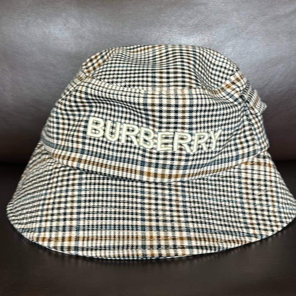 Burberry wool bucket hat
